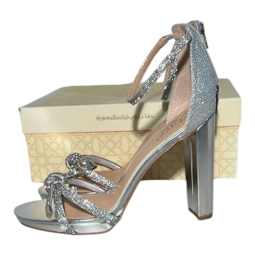 Jewel Badgley Mischka Lexie womens Heeled Sandal